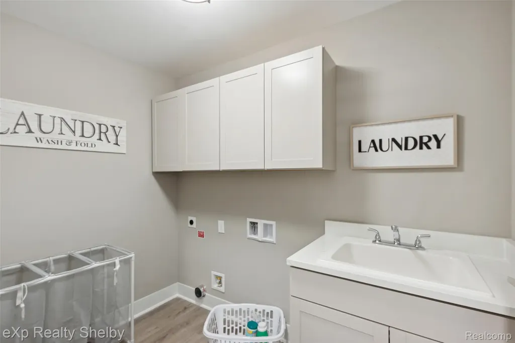 52000 Wellington Valley Drive Macomb Township MI 48042