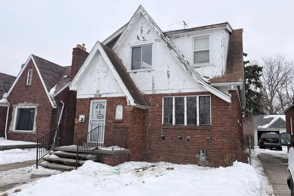 17139 Rowe Street Detroit City MI 48205