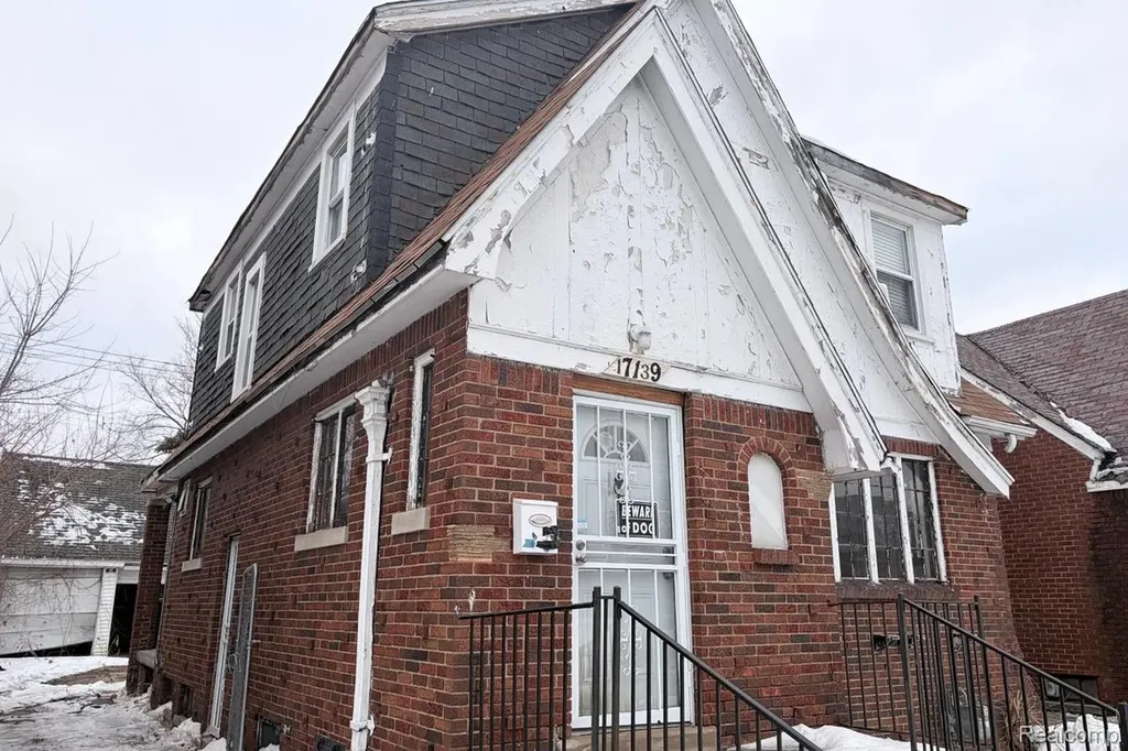 17139 Rowe Street Detroit City MI 48205