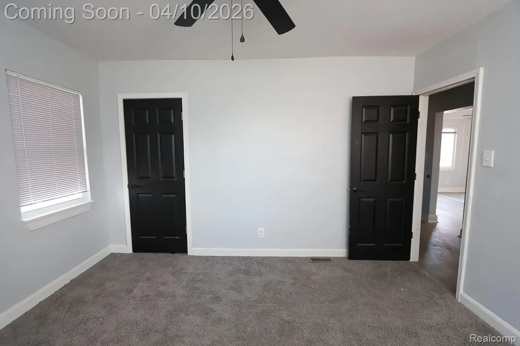 11733 Meyers Road Detroit City MI 48227