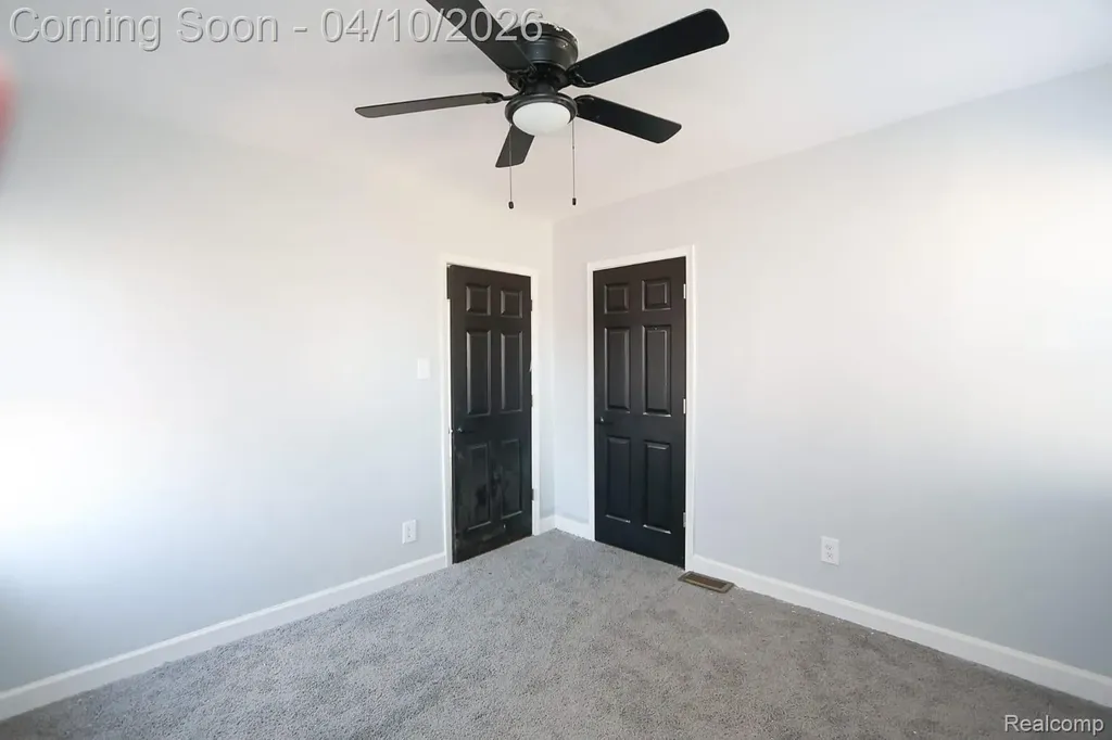 11733 Meyers Road Detroit City MI 48227