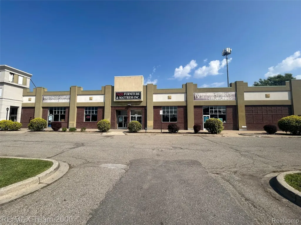 27250 Eureka Road Taylor City MI 48180