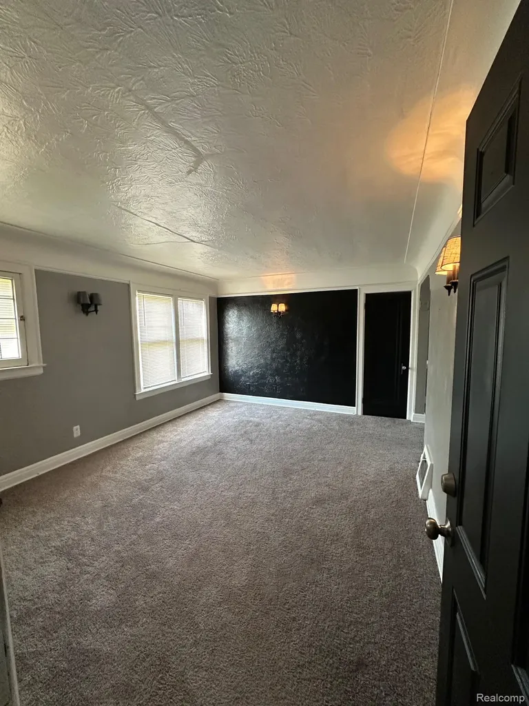 2319 Kendall Street Detroit City MI 48238