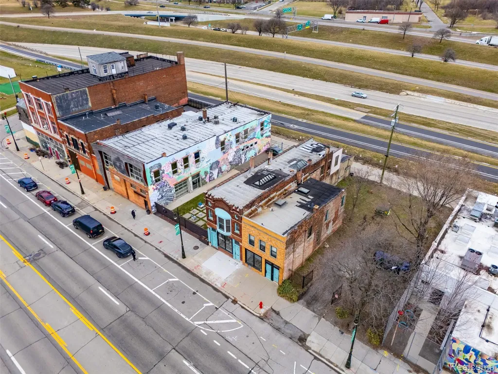 2544 Michigan Avenue Detroit City MI 48216