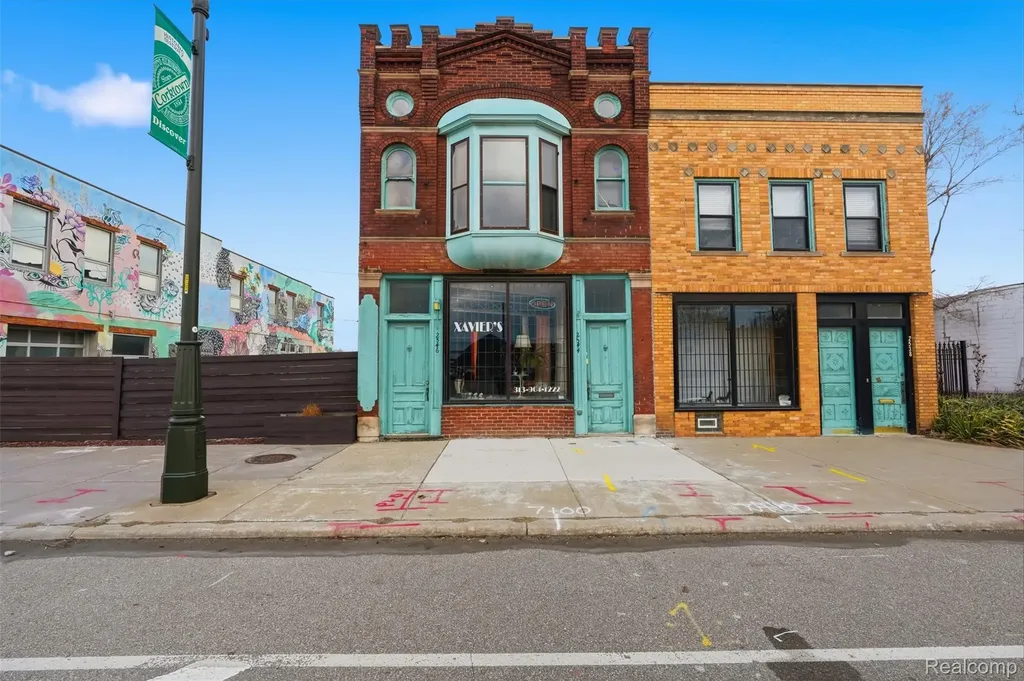 2544 Michigan Avenue Detroit City MI 48216