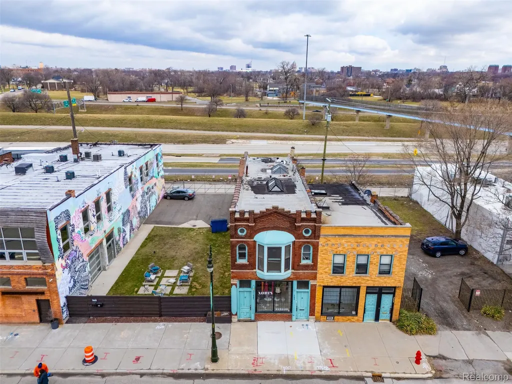 2544 Michigan Avenue Detroit City MI 48216
