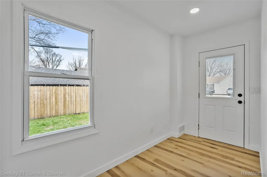 4399 2nd Street Frenchtown Township MI 48166