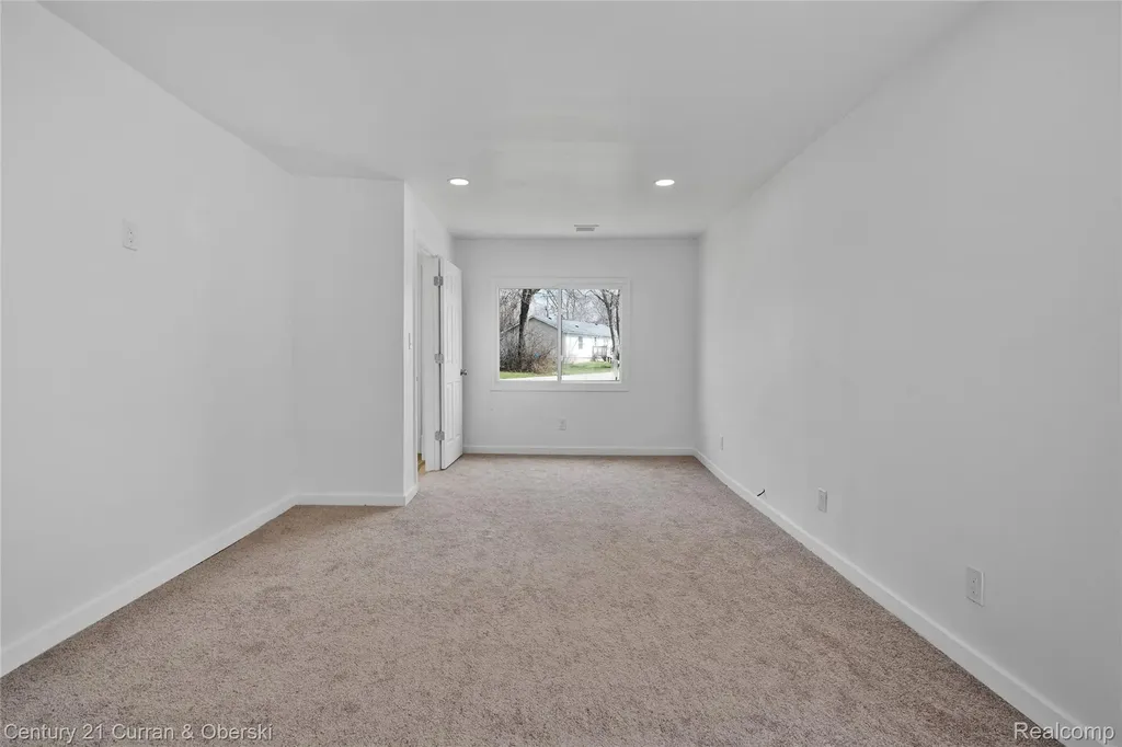 4399 2nd Street Frenchtown Township MI 48166