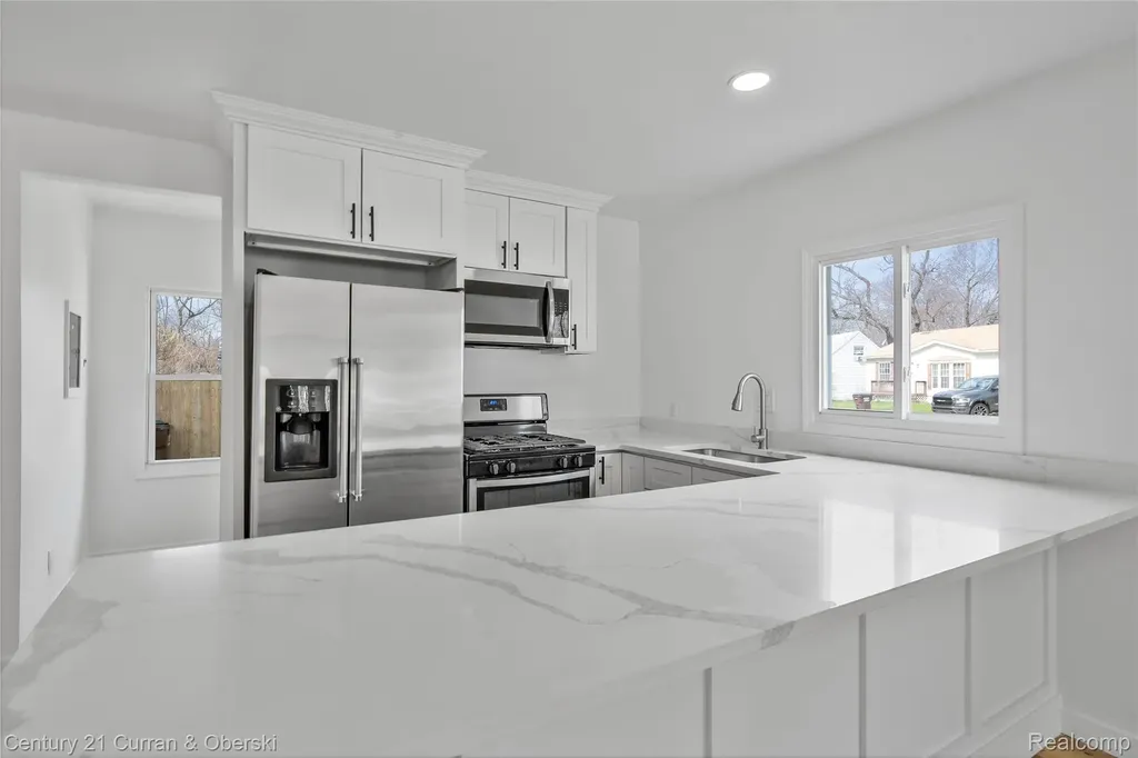 4399 2nd Street Frenchtown Township MI 48166