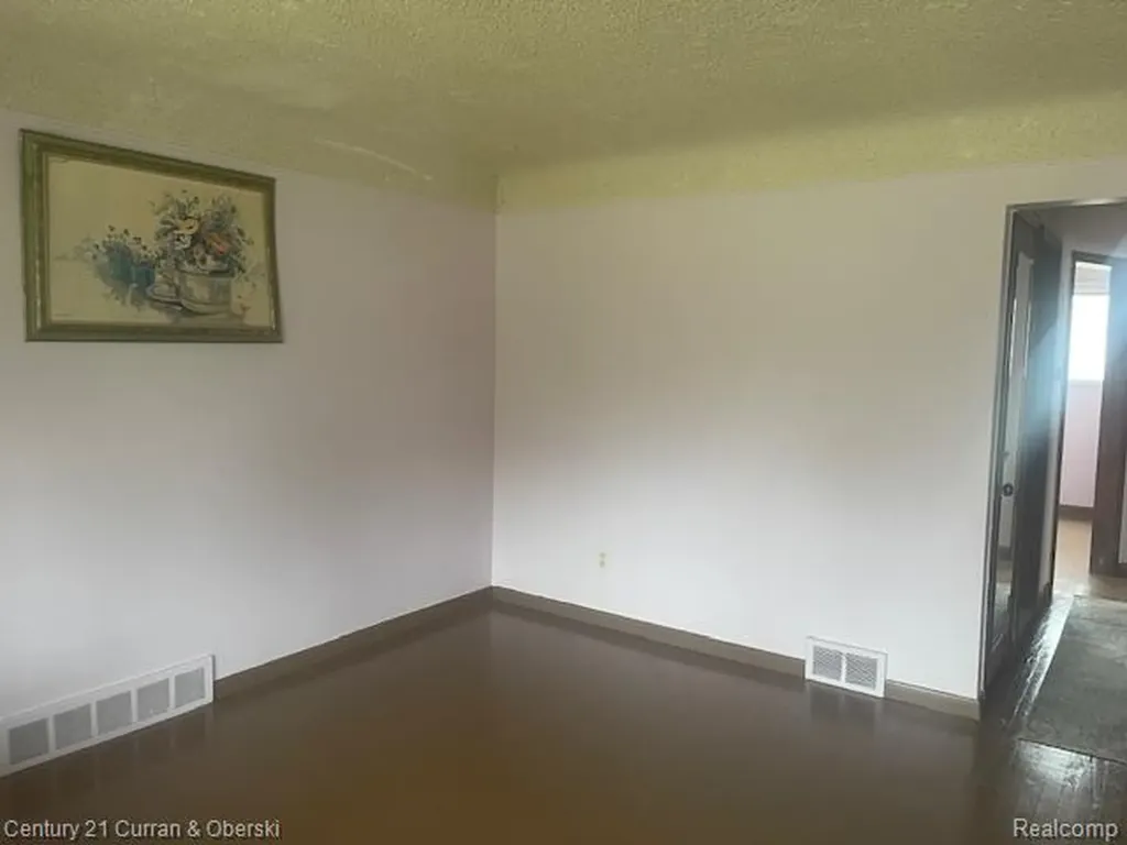 20540 Syracuse Street Detroit City MI 48234