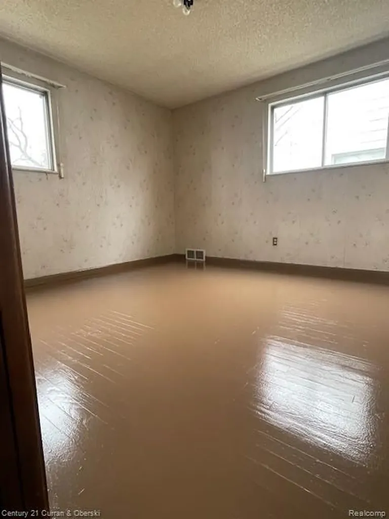 20540 Syracuse Street Detroit City MI 48234