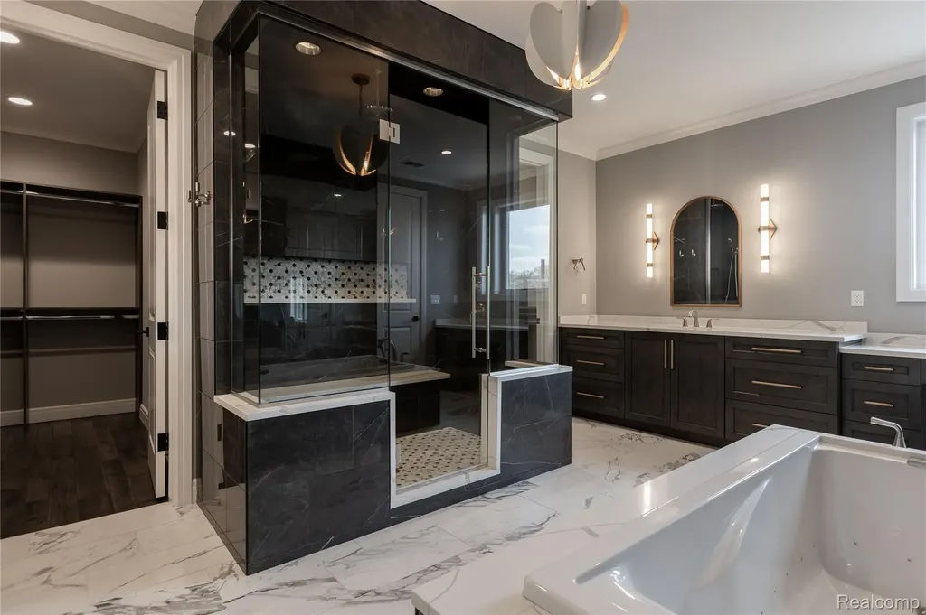 2717 Turtle Shores French Drive Bloomfield Charter Township MI 48302