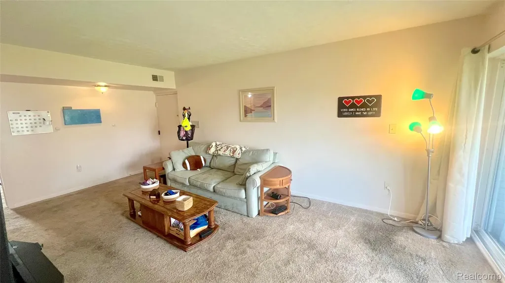 33007 Fargo Street Livonia City MI 48152