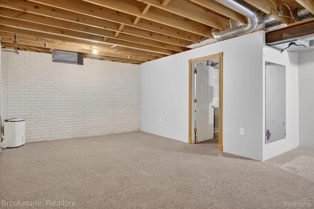 116 Maple Boulevard Monroe City MI 48162