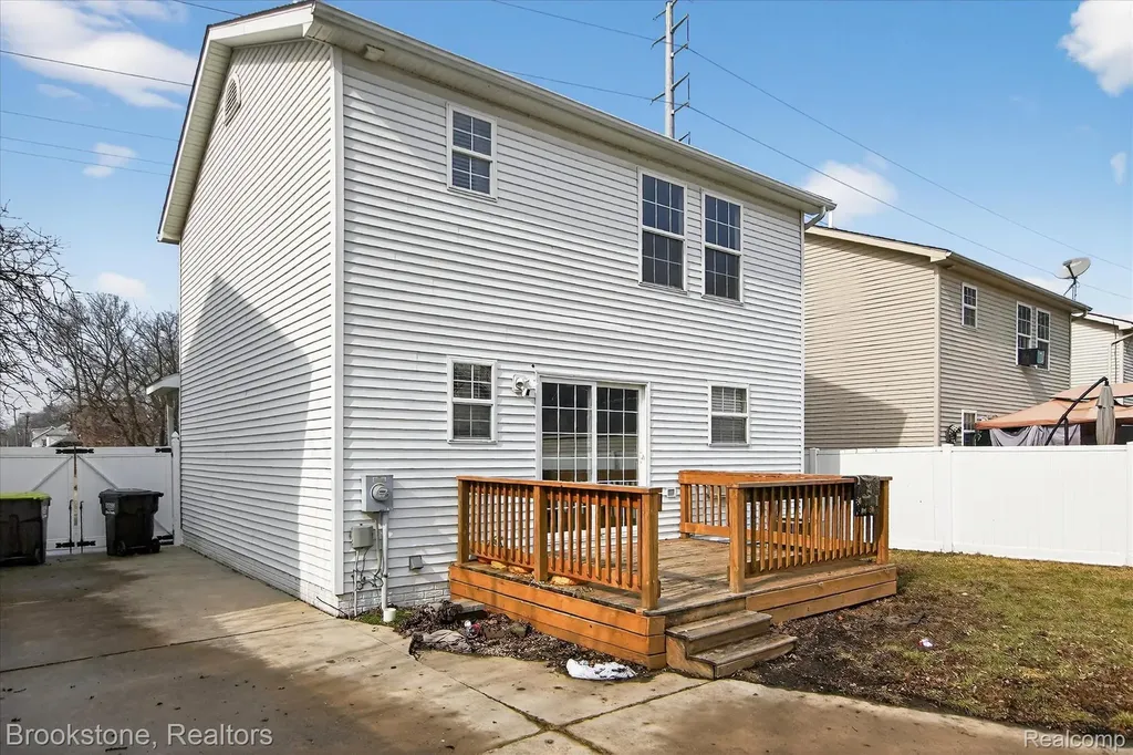 116 Maple Boulevard Monroe City MI 48162