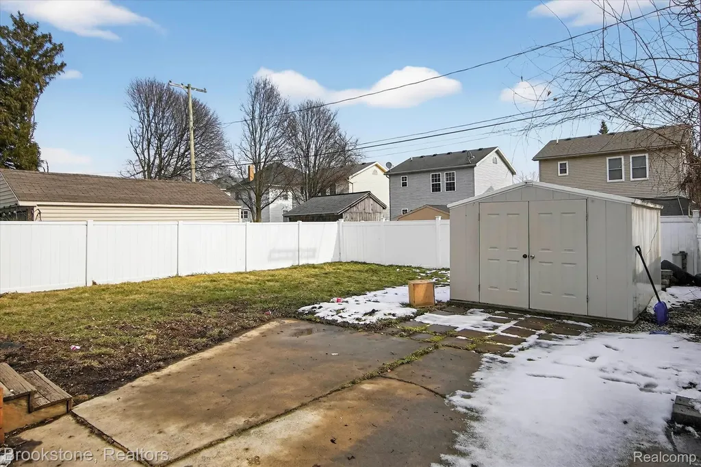 116 Maple Boulevard Monroe City MI 48162