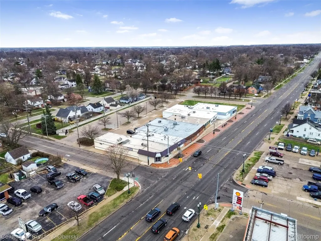 4502 S Wayne Road Wayne City MI 48184
