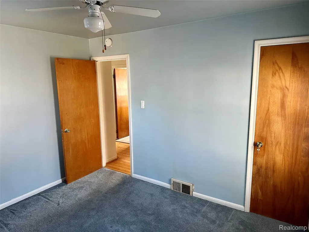 11465 Leverne Road Redford Charter Township MI 48239