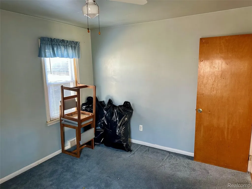 11465 Leverne Road Redford Charter Township MI 48239