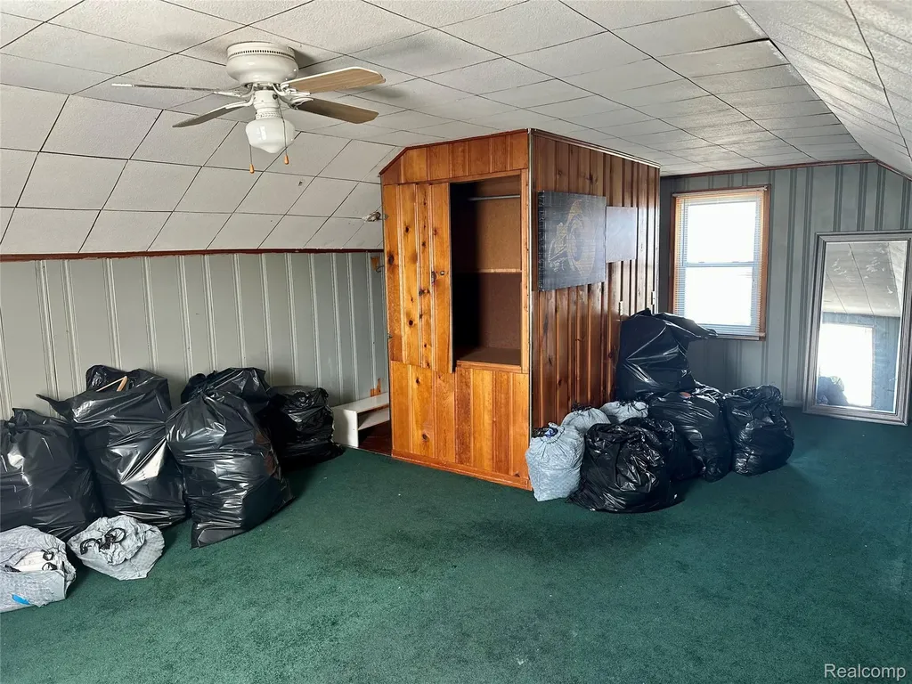 11465 Leverne Road Redford Charter Township MI 48239