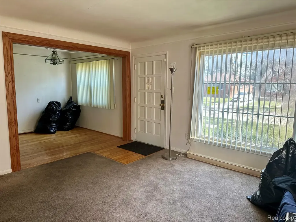 11465 Leverne Road Redford Charter Township MI 48239