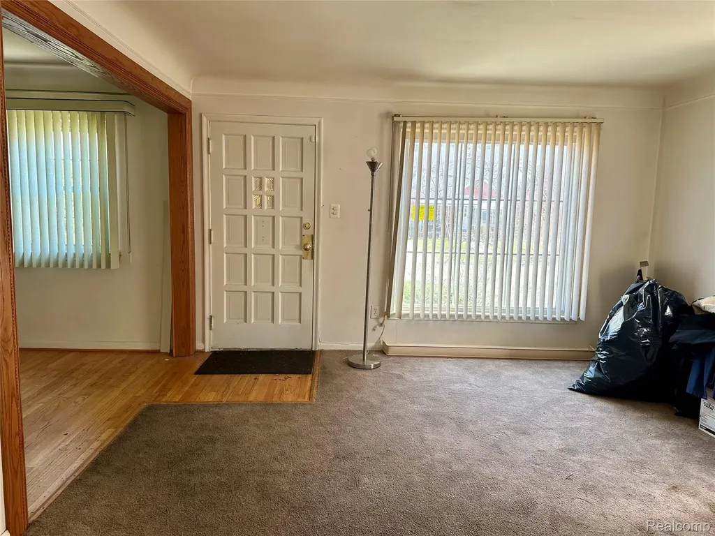 11465 Leverne Road Redford Charter Township MI 48239