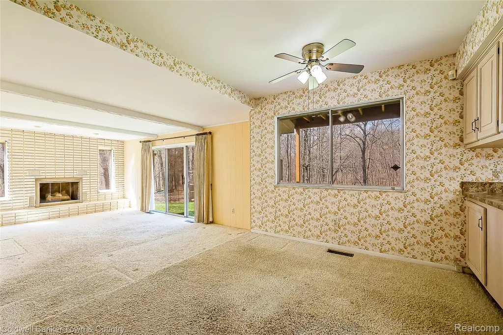 3520 S Hill Road Milford Village MI 48381