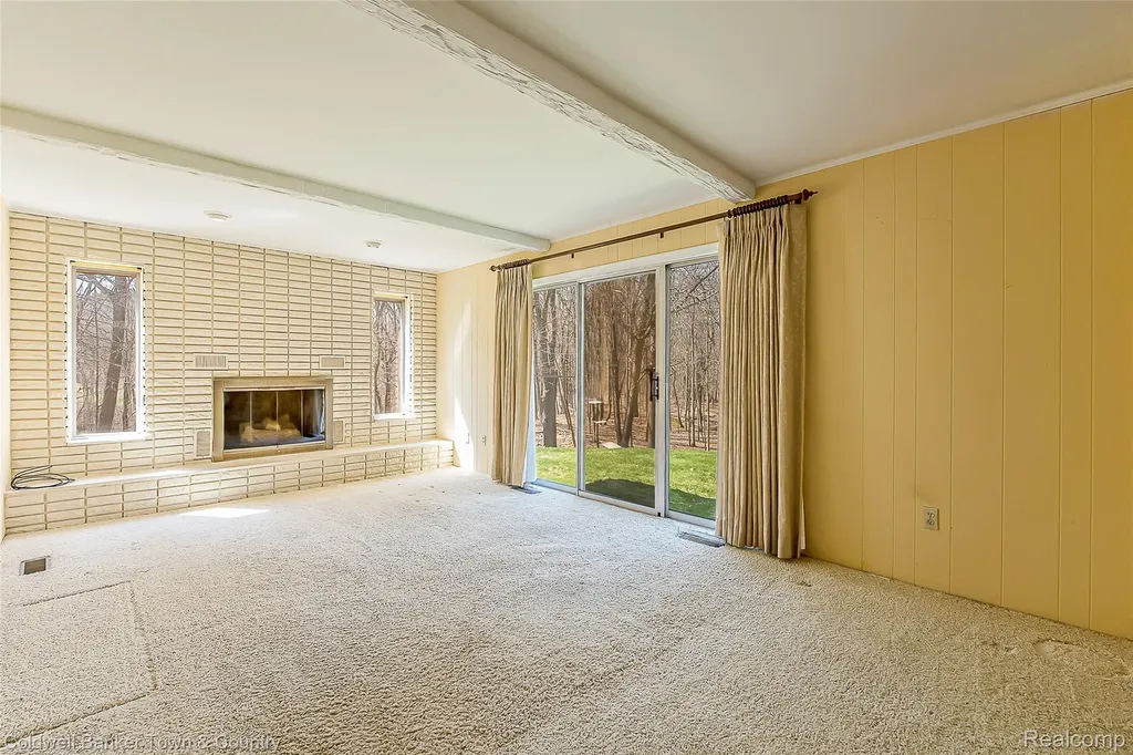 3520 S Hill Road Milford Village MI 48381