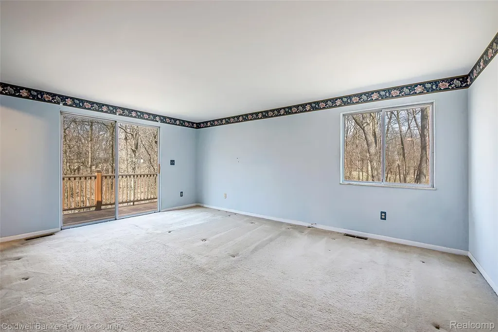 3520 S Hill Road Milford Village MI 48381