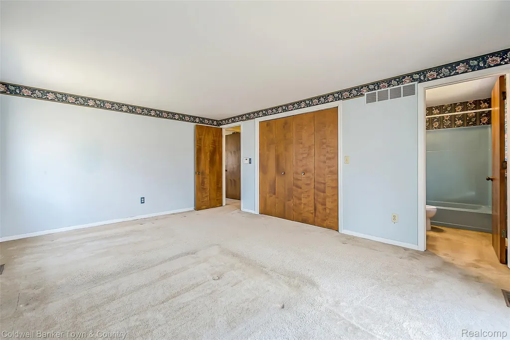 3520 S Hill Road Milford Village MI 48381