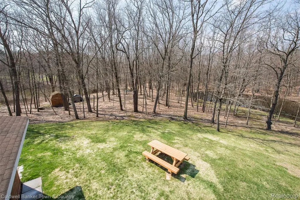 3520 S Hill Road Milford Village MI 48381
