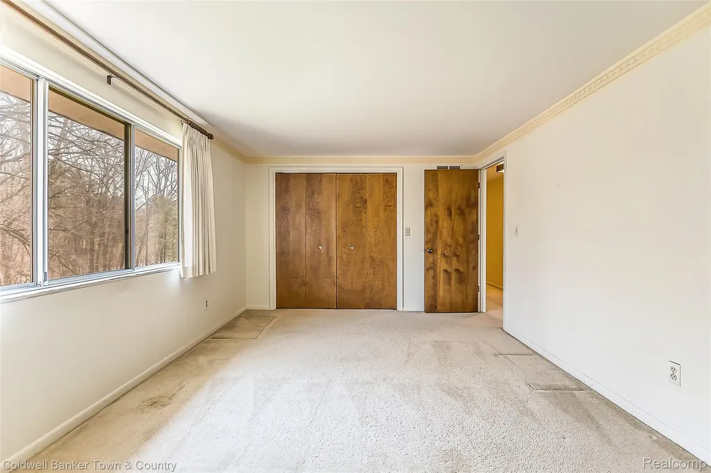 3520 S Hill Road Milford Village MI 48381