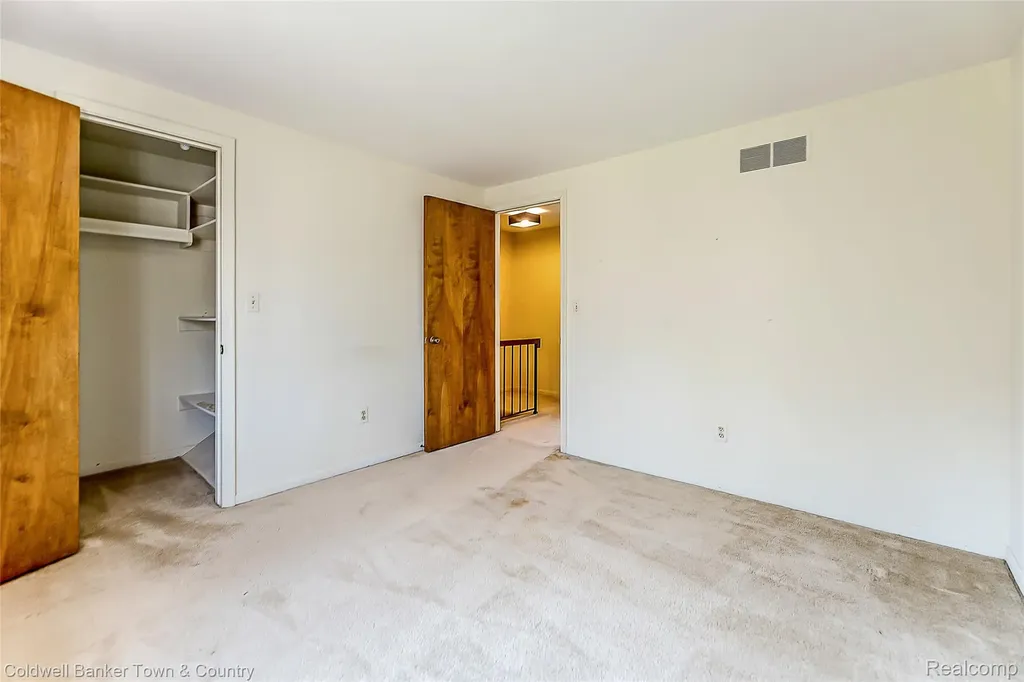 3520 S Hill Road Milford Village MI 48381
