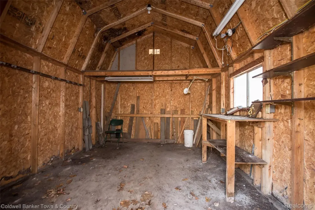 3520 S Hill Road Milford Village MI 48381