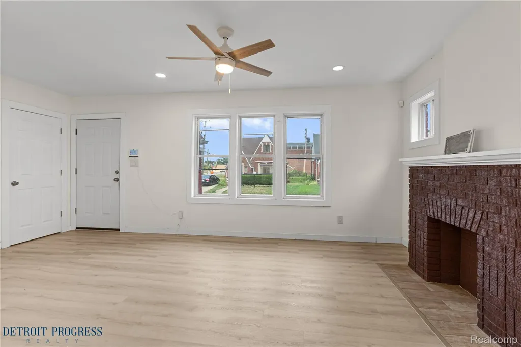 16809 Woodingham Drive Detroit City MI 48221