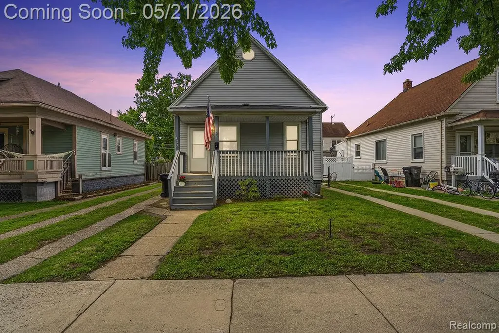 437 Poplar Street Wyandotte City MI 48192