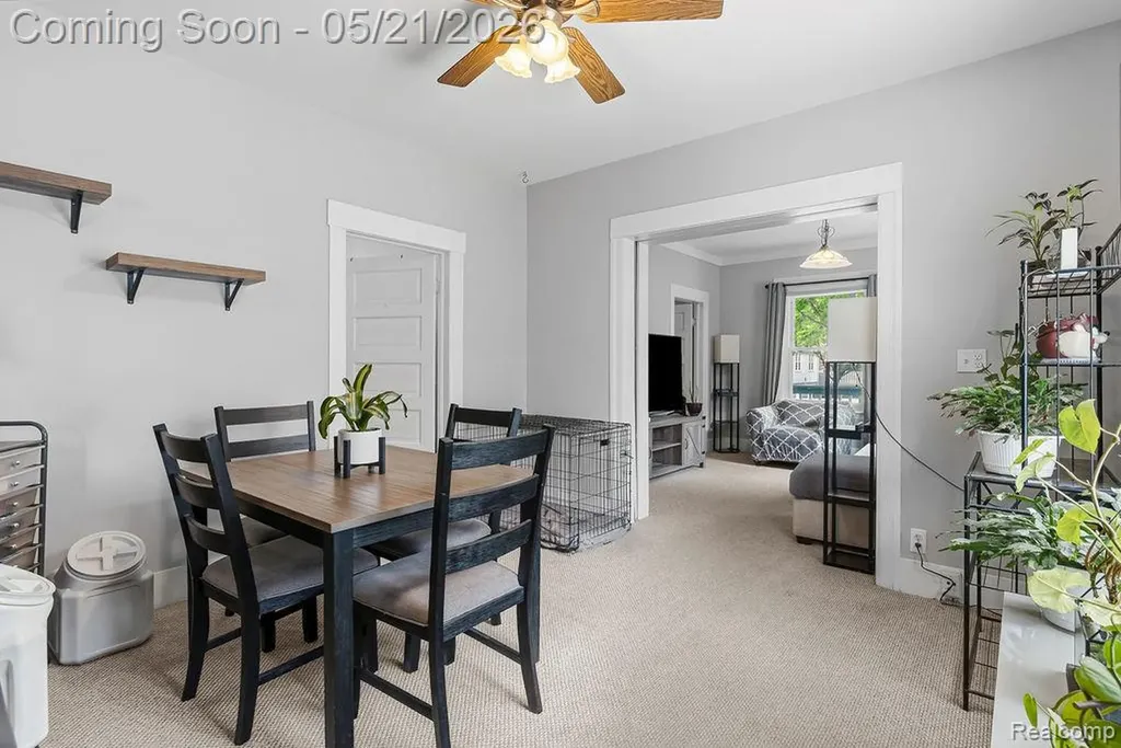 437 Poplar Street Wyandotte City MI 48192