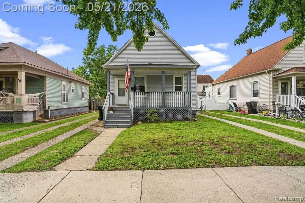 437 Poplar Street Wyandotte City MI 48192