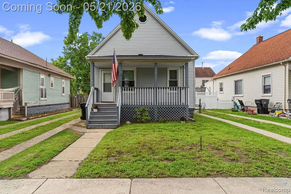 437 Poplar Street Wyandotte City MI 48192