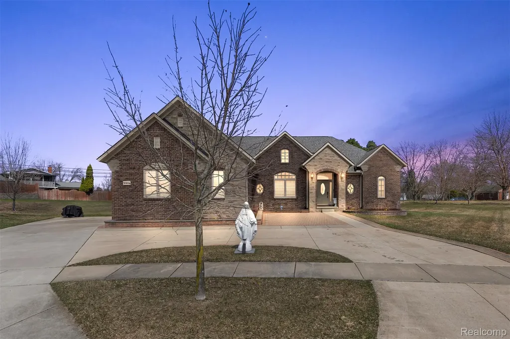 4411 Forster Lane Shelby Charter Township MI 48316