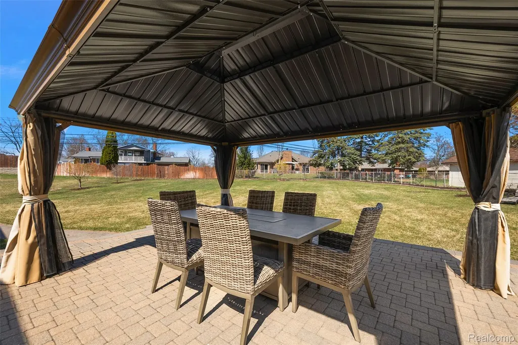 4411 Forster Lane Shelby Charter Township MI 48316