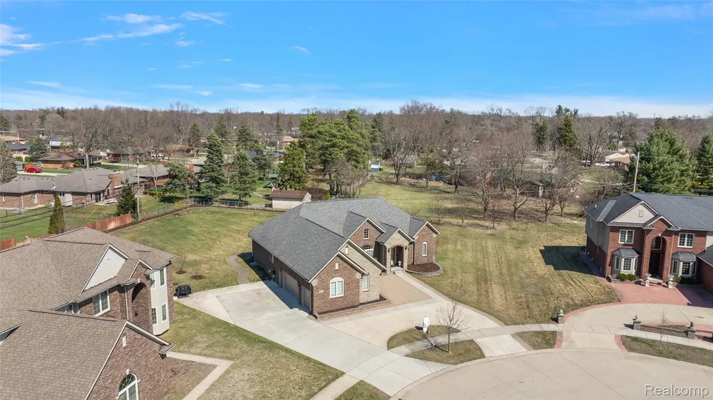 4411 Forster Lane Shelby Charter Township MI 48316