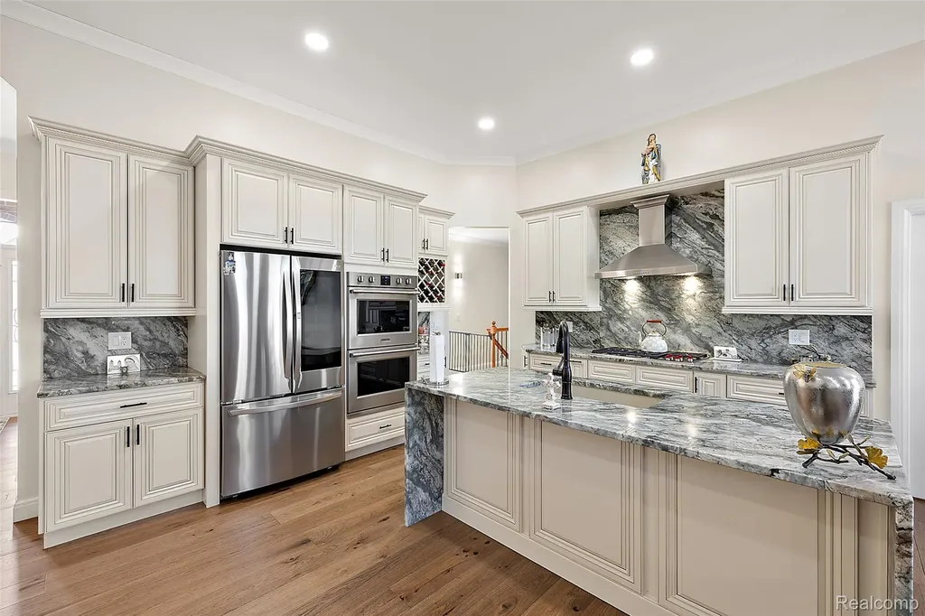 4411 Forster Lane Shelby Charter Township MI 48316