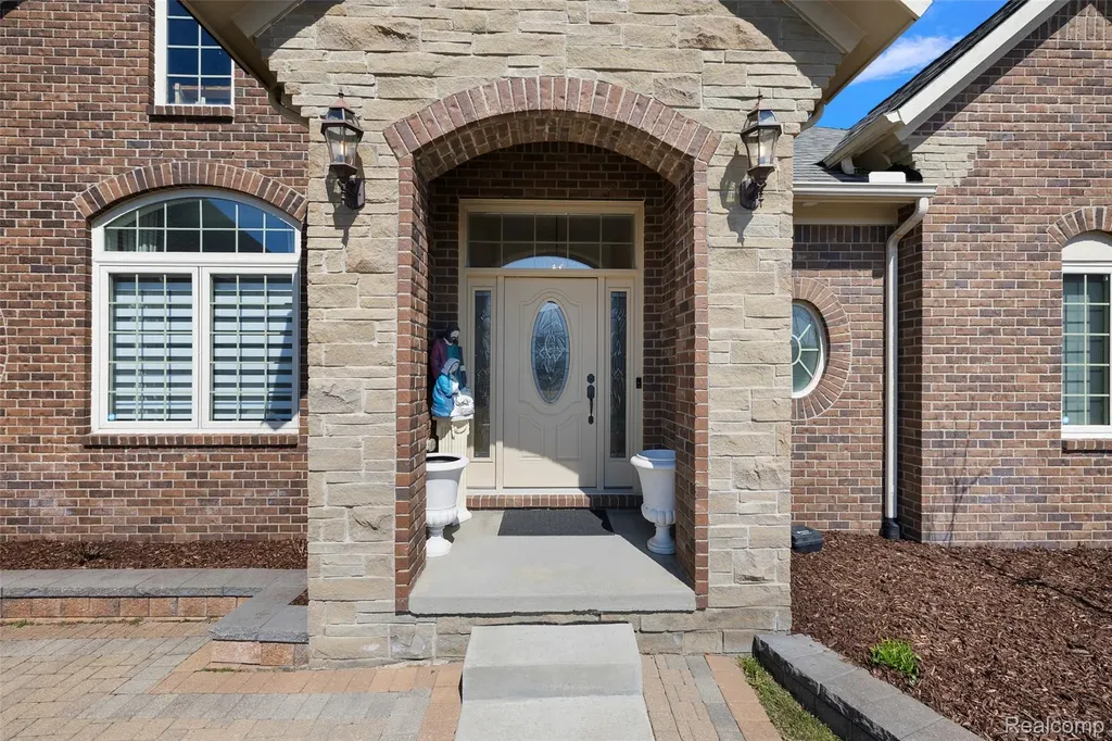 4411 Forster Lane Shelby Charter Township MI 48316