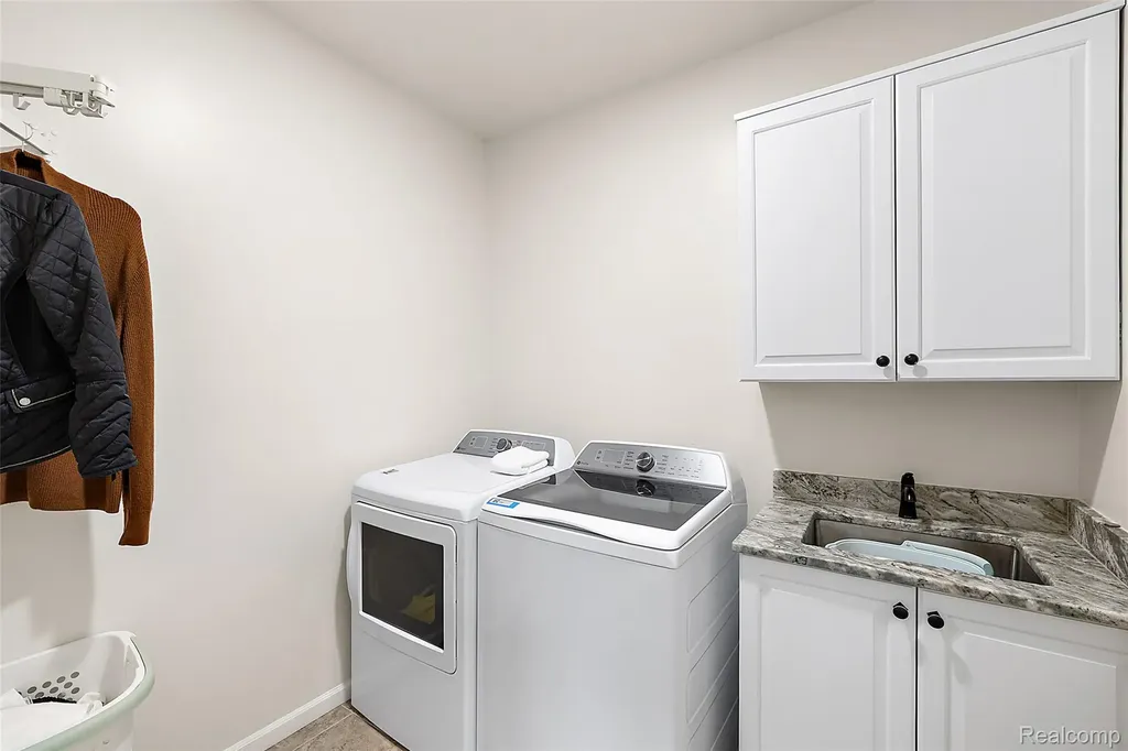 4411 Forster Lane Shelby Charter Township MI 48316