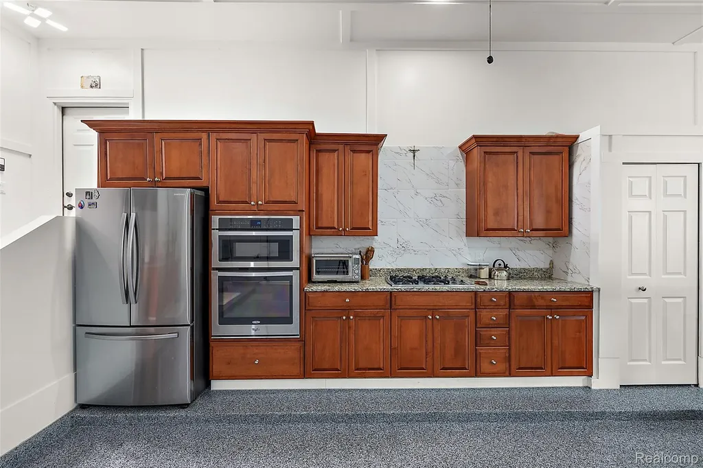 4411 Forster Lane Shelby Charter Township MI 48316