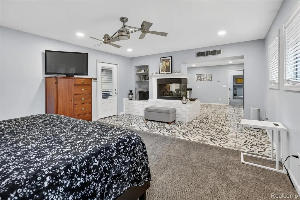 552 N Mckinley Road Flushing City MI 48433