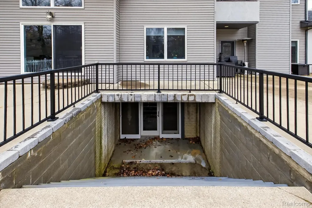 552 N Mckinley Road Flushing City MI 48433