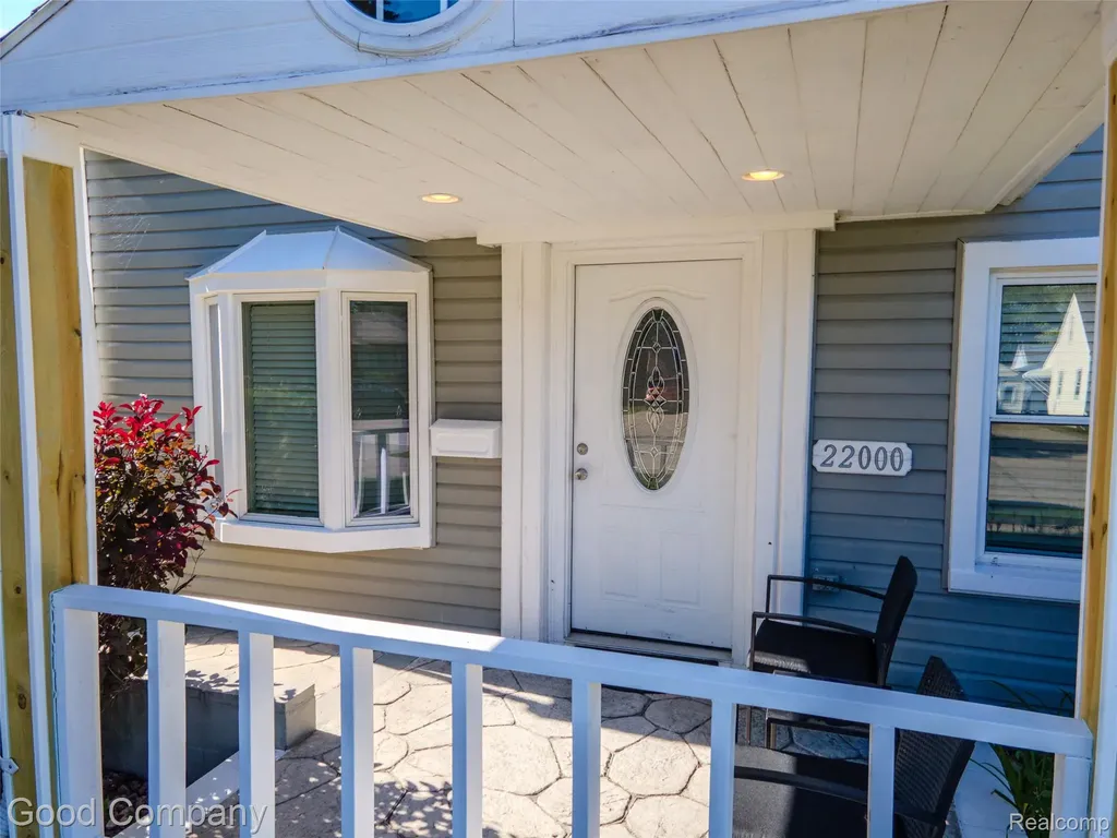 22000 Fresard Street St. Clair Shores City MI 48080