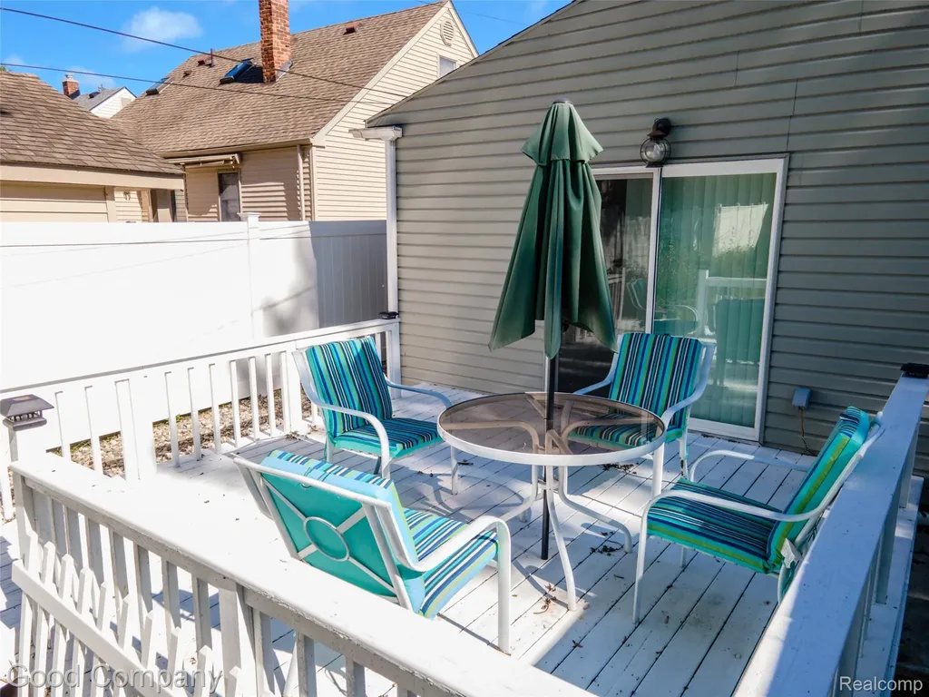 22000 Fresard Street St. Clair Shores City MI 48080